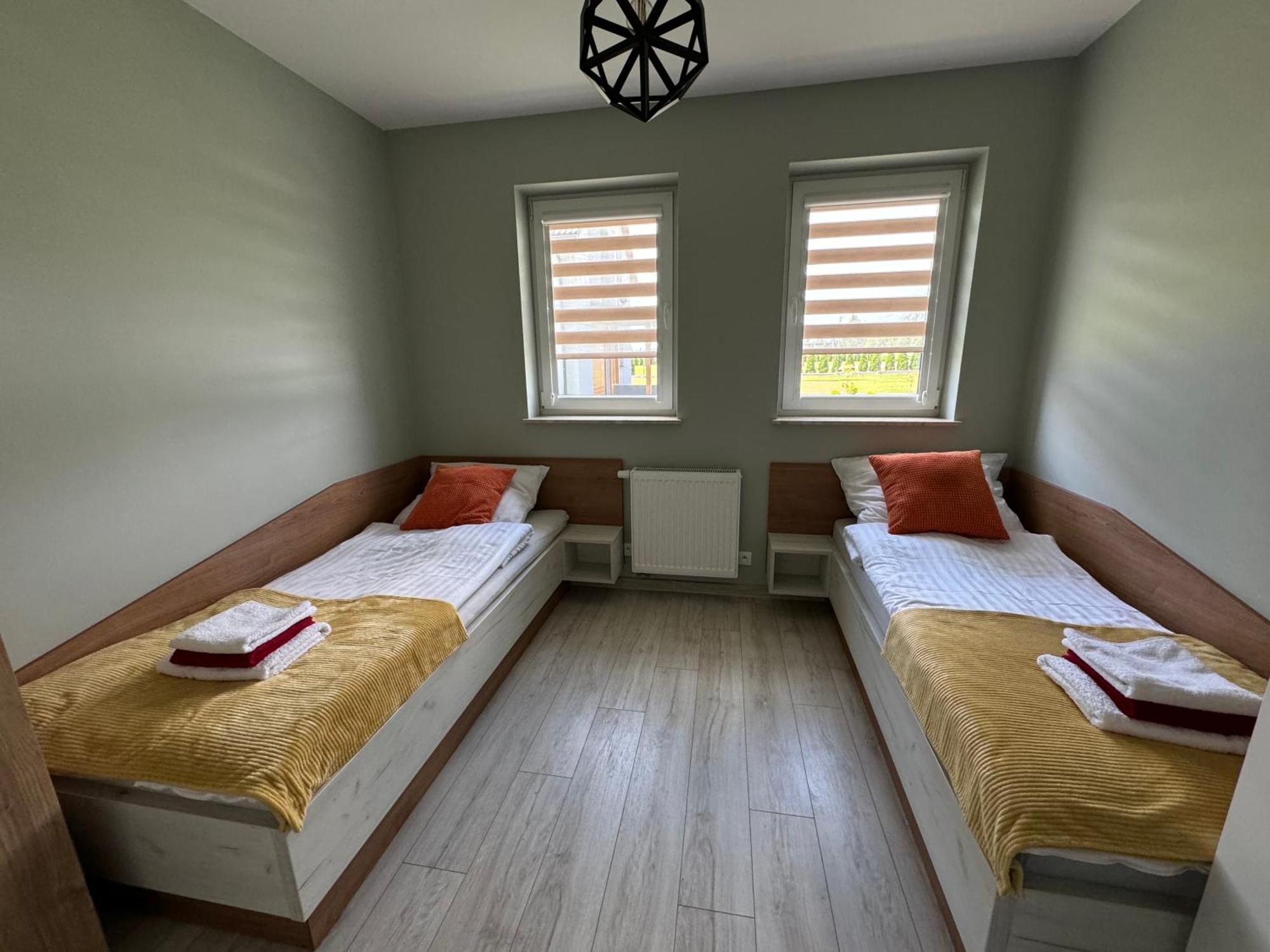 Apartamenty U Edzi Zator Bagian luar foto